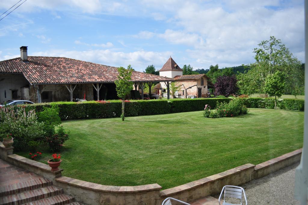 Domaine De Belcayre Bed & Breakfast Montauban Exterior photo